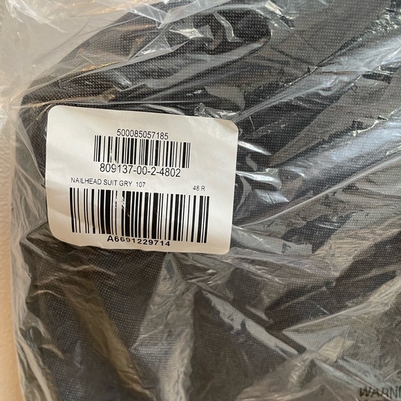 Banana Republic | (NWT) Signature Italian Nailhead Suit Jacket in Gray | 48R - Picture 9 of 10